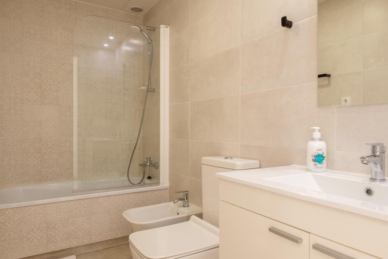 Modern, Stylish & Comfortable Apartment Valencia Eksteriør bilde